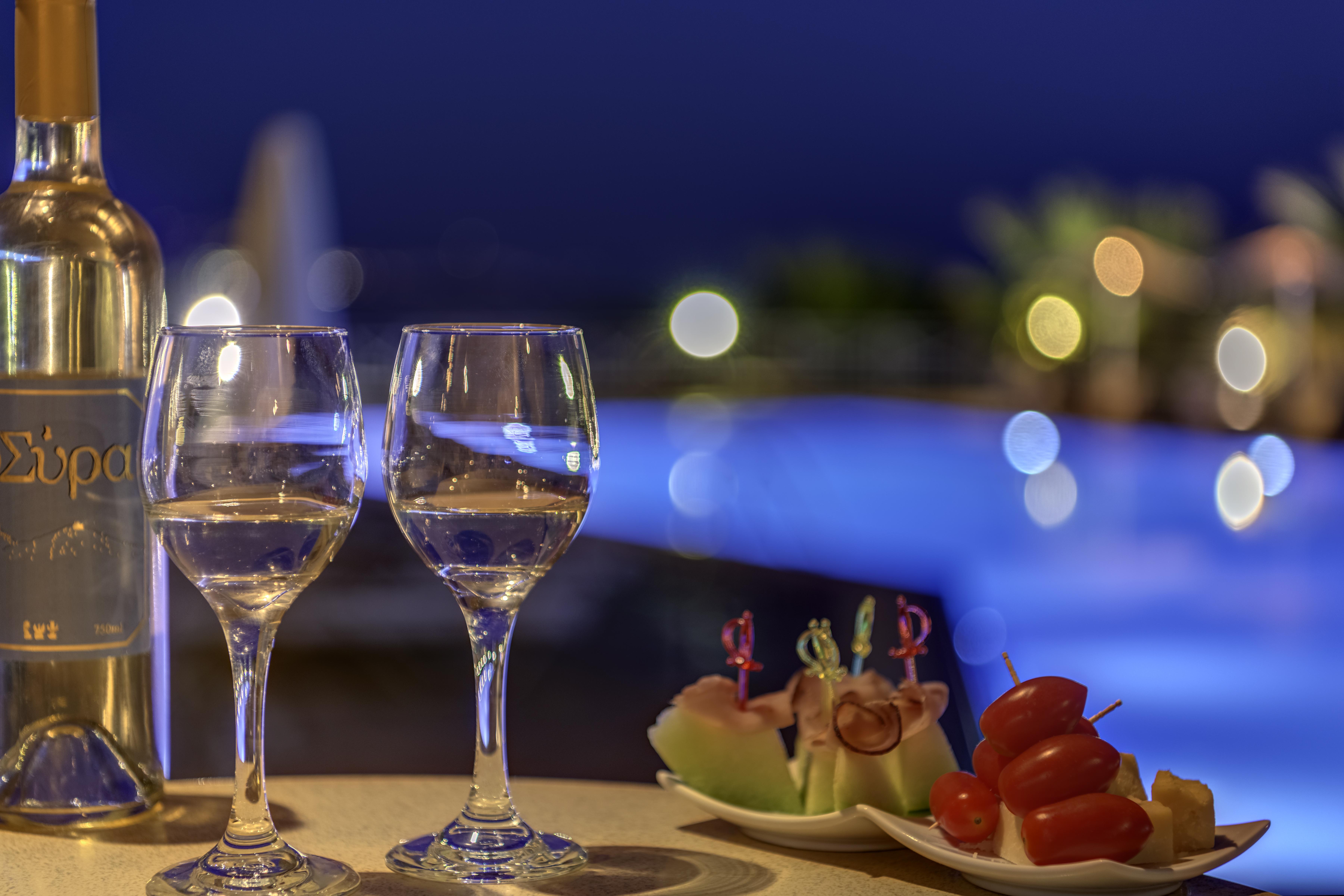 Sunrise Beach Suites Azolimnos Exterior foto